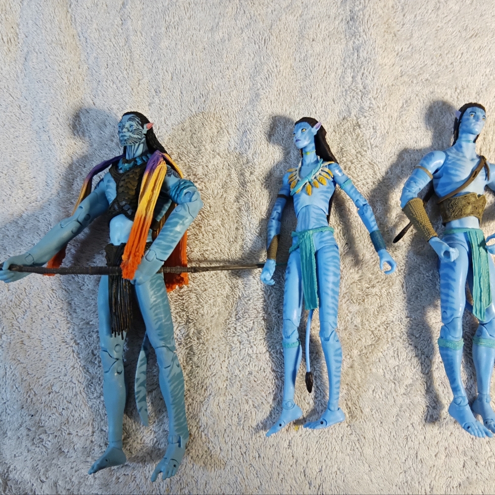 Set of 3 Mattel 2009 Fox Avatar Figures: Jake Sully, Neytiri, and Water Tribe Ch
